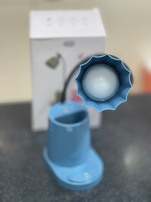 چراغ مطالعه شارژی اصلی LD3010b ،جامدادی ،استند موبایل اورجینال