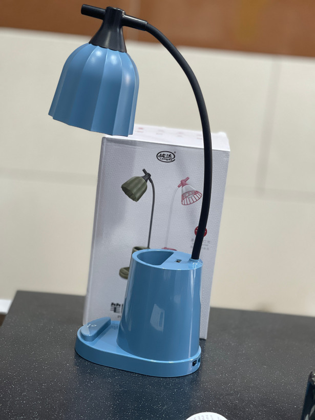 چراغ مطالعه شارژی اصلی LD3010b ،جامدادی ،استند موبایل اورجینال